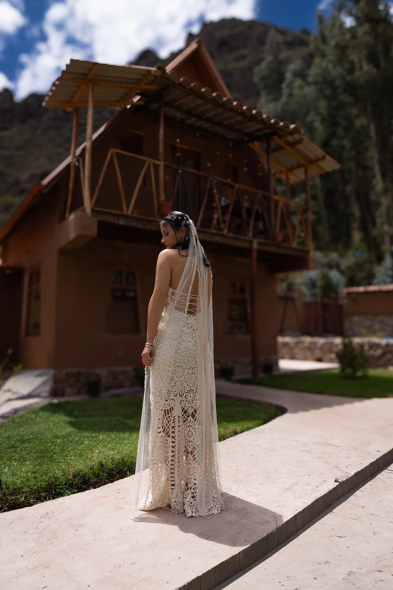 La novia en el jardín, antes de la ceremonia